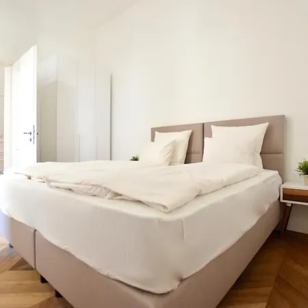 Luxury By Hi5 - Bazilika * Budapest