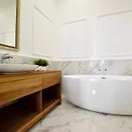 Luxury By Hi5 - Bazilika * Budapest