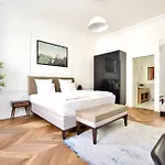 Luxury By Hi5 - Bazilika * Budapest